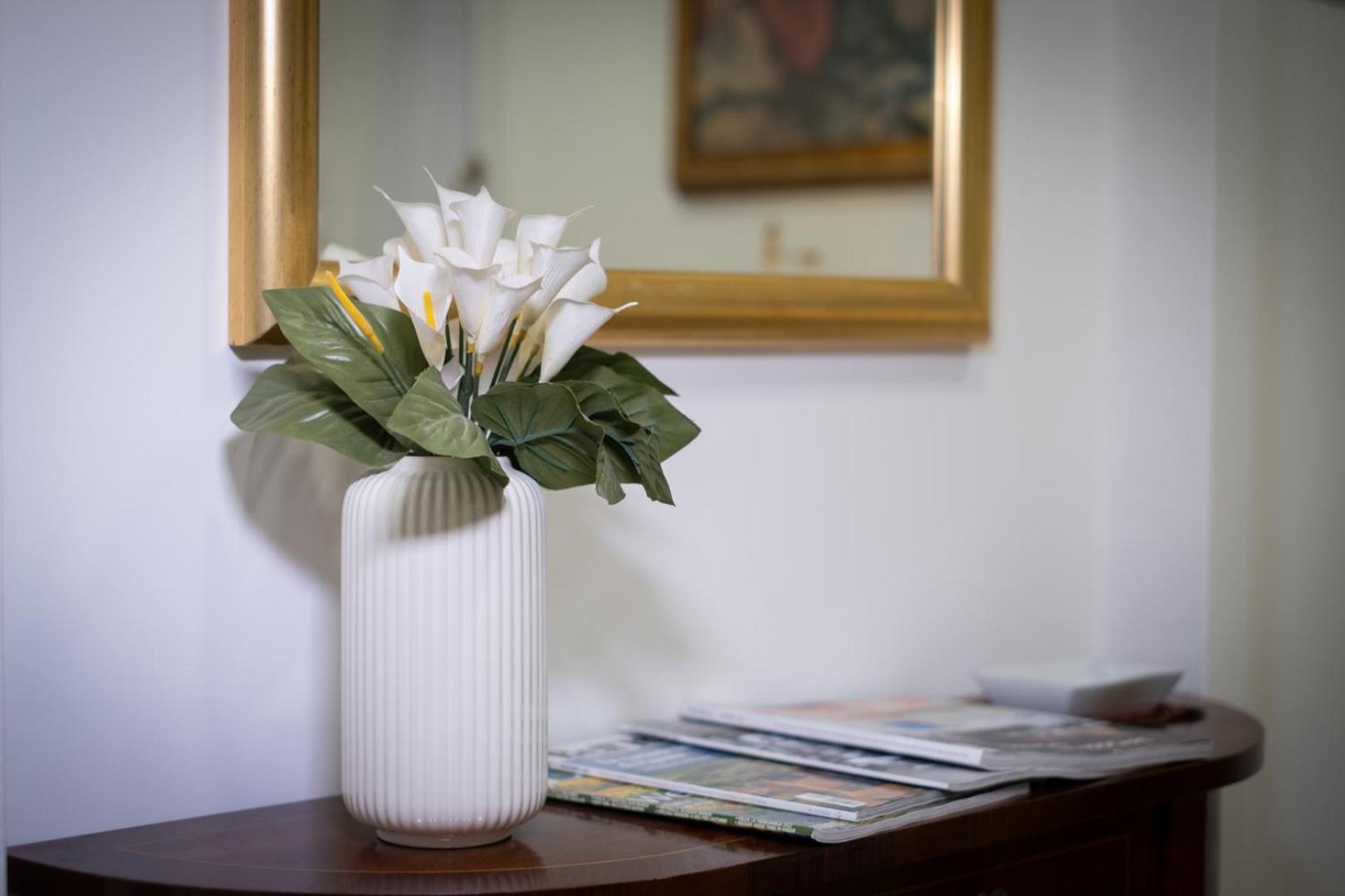 Pantheon Charming By Varental Apartment Rome